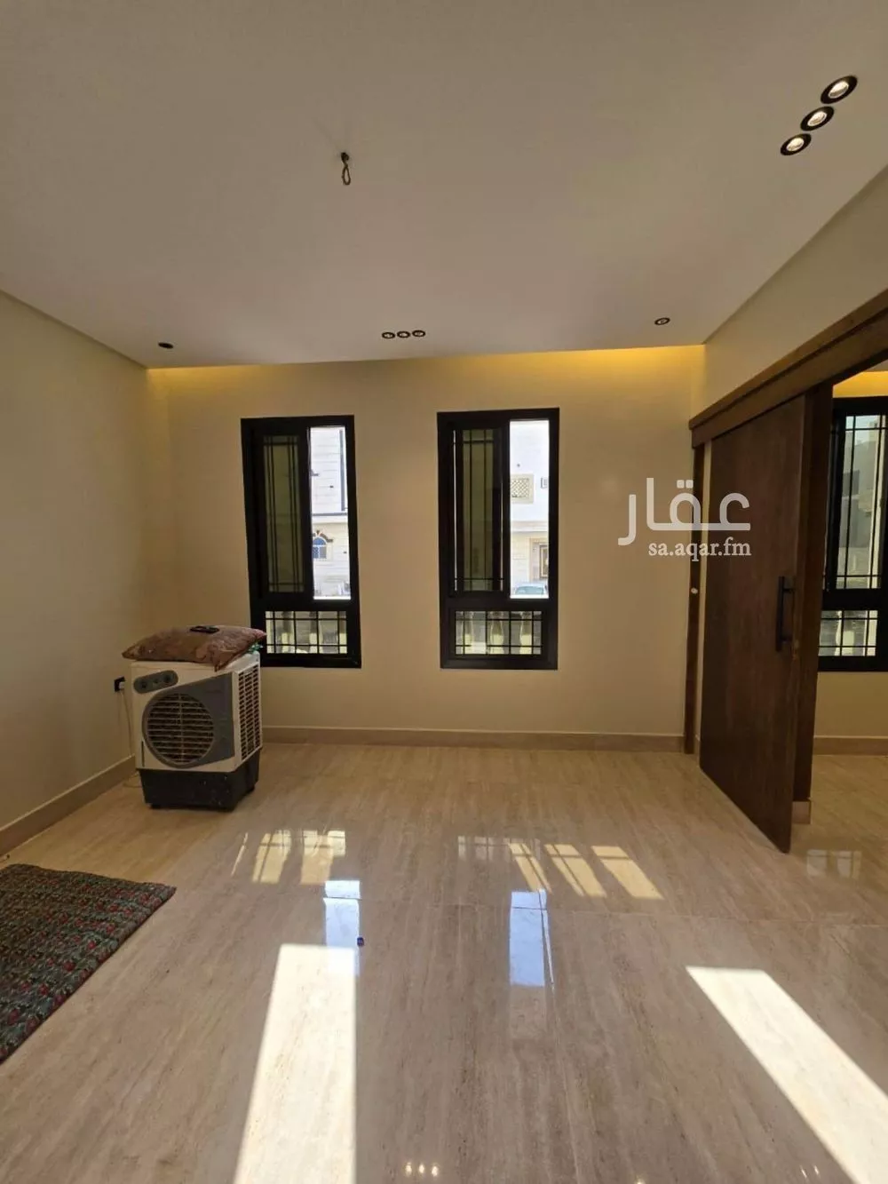 8 bedroom villa in King Fahd 13