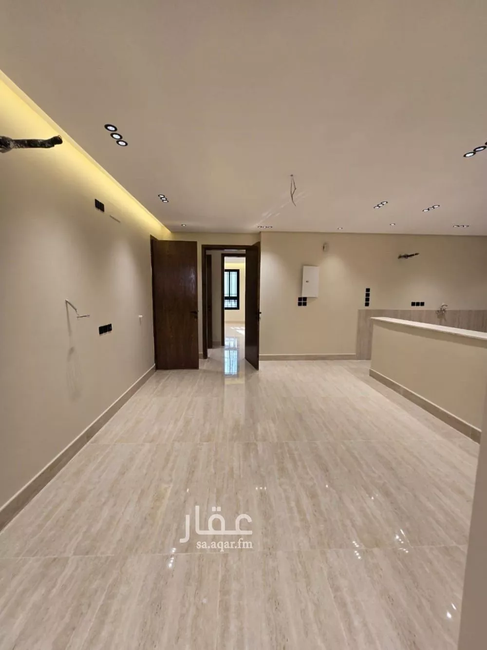 8 bedroom villa in King Fahd 18