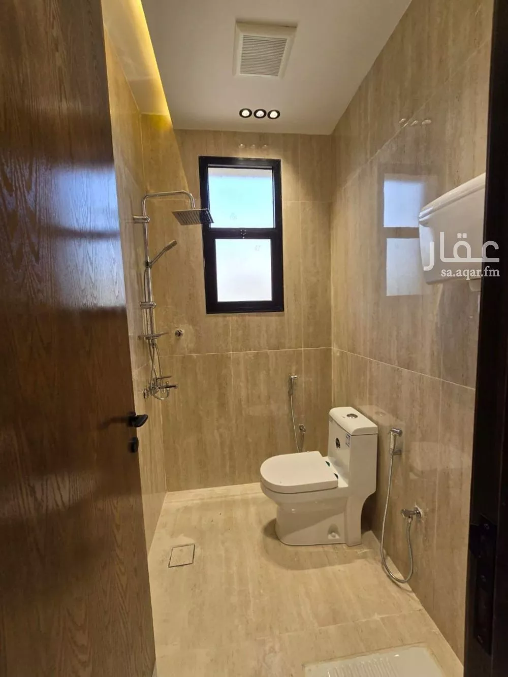 8 bedroom villa in King Fahd 6