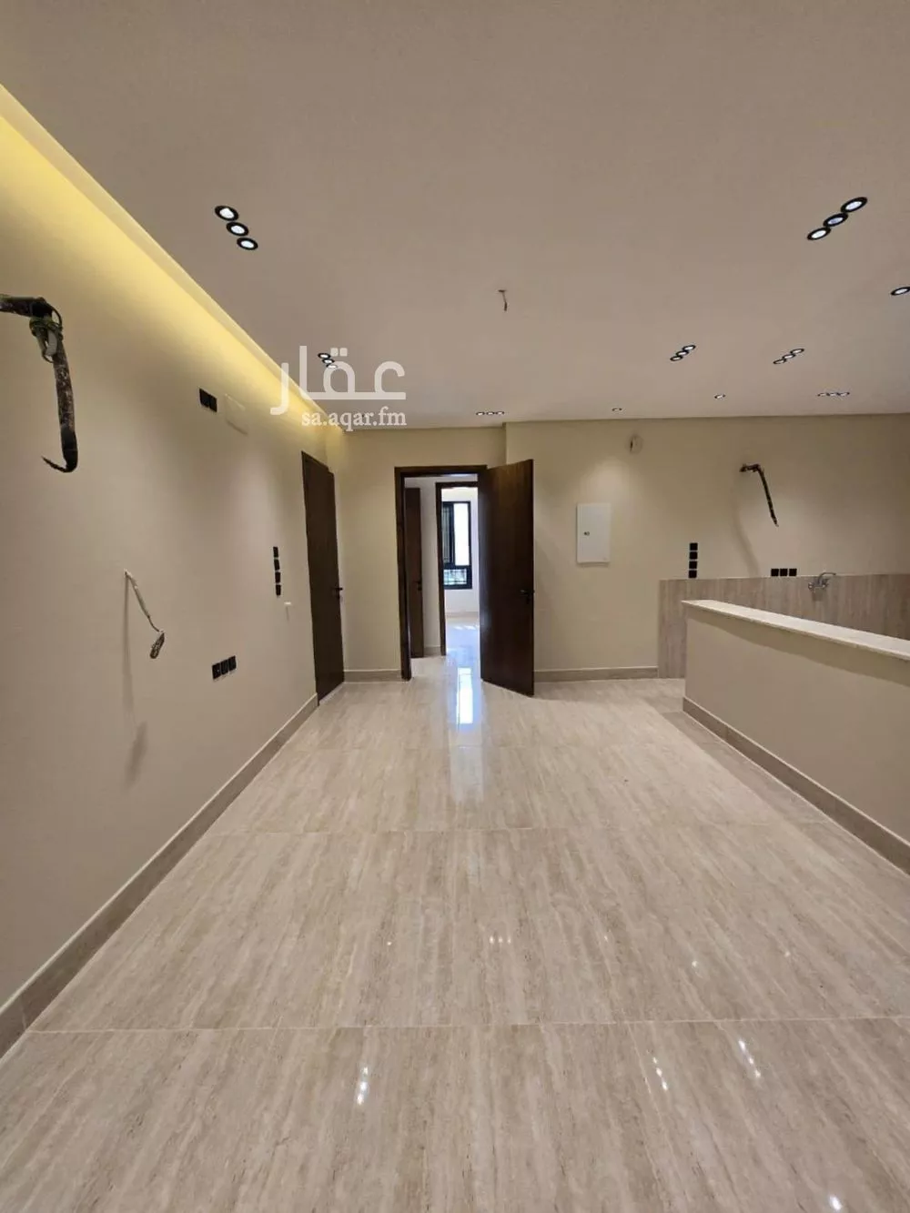 8 bedroom villa in King Fahd 8