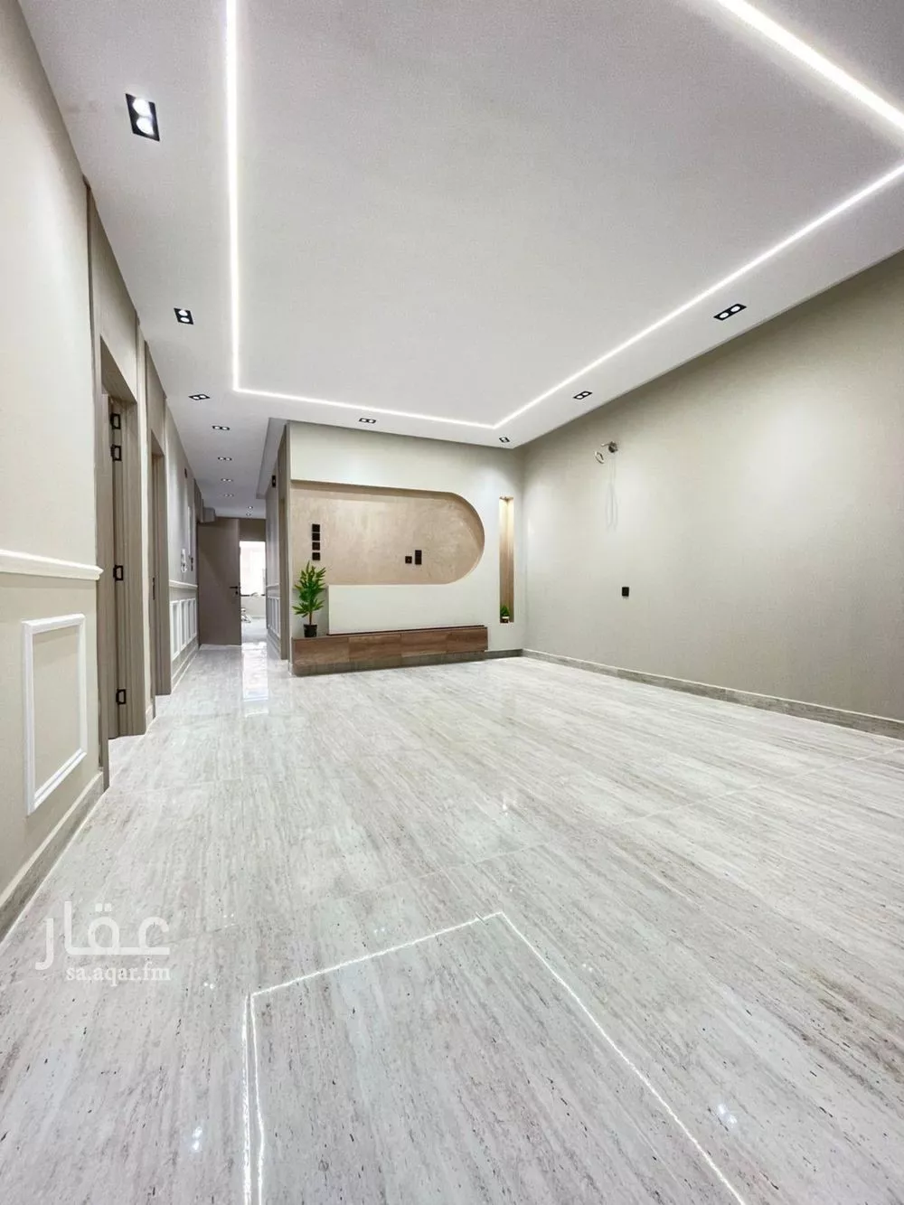 9 bedroom villa in Al Ukayshiyyah 2