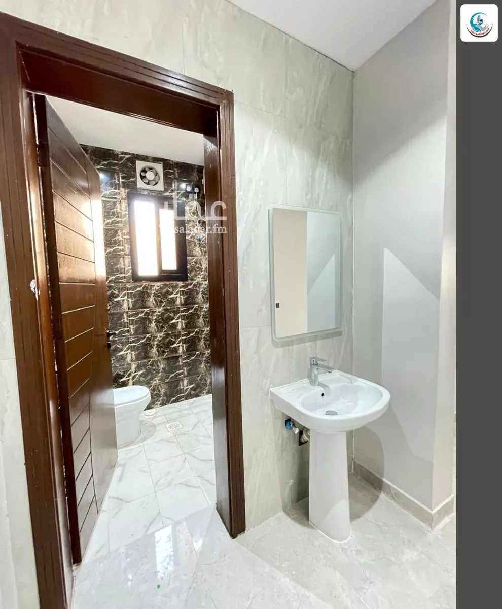 6 bedroom villa in Al Ukayshiyyah 17