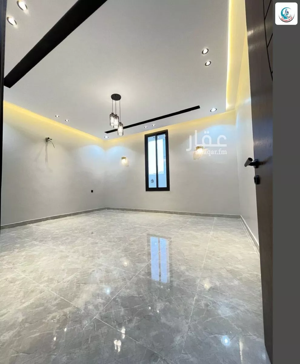 6 bedroom villa in Al Ukayshiyyah 6