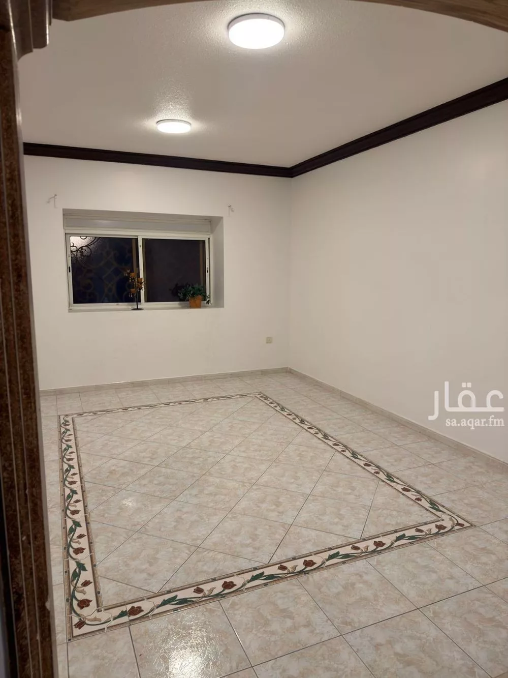 فيلا 7 غرف في العوالي 11