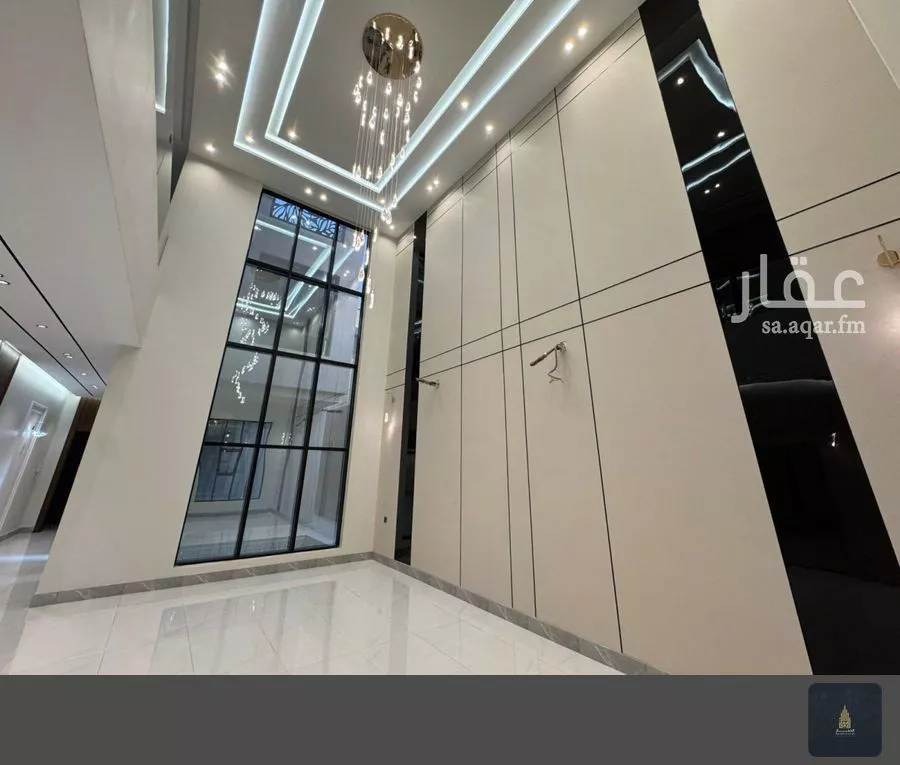 فيلا 8 غرف في الملك فهد 23