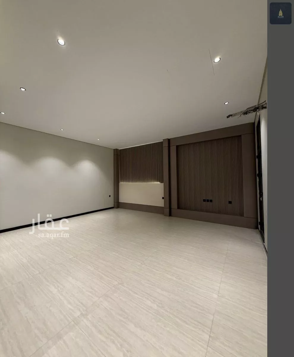 9 bedroom villa in Al Ukayshiyyah 3
