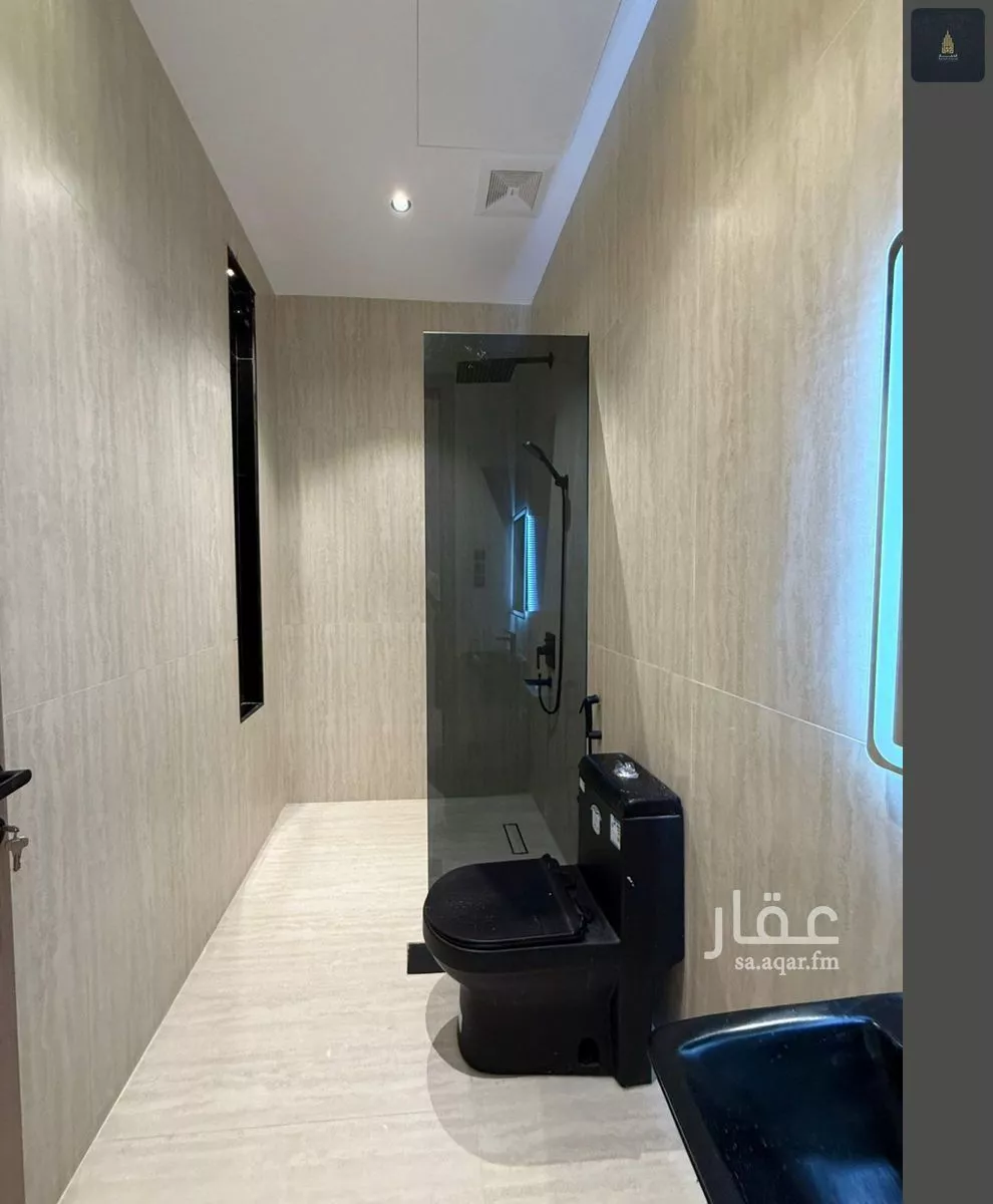 9 bedroom villa in Al Ukayshiyyah 4