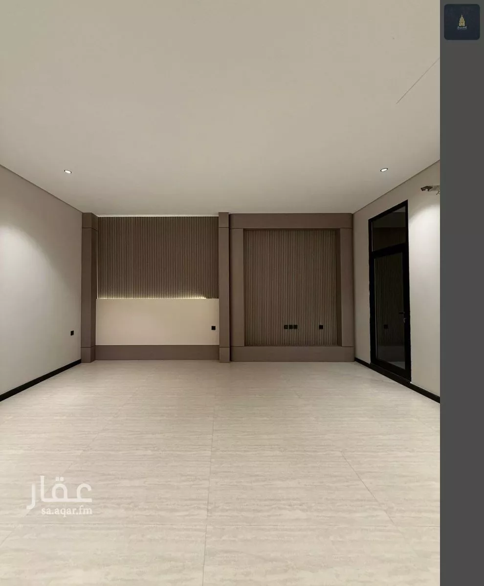 9 bedroom villa in Al Ukayshiyyah 5