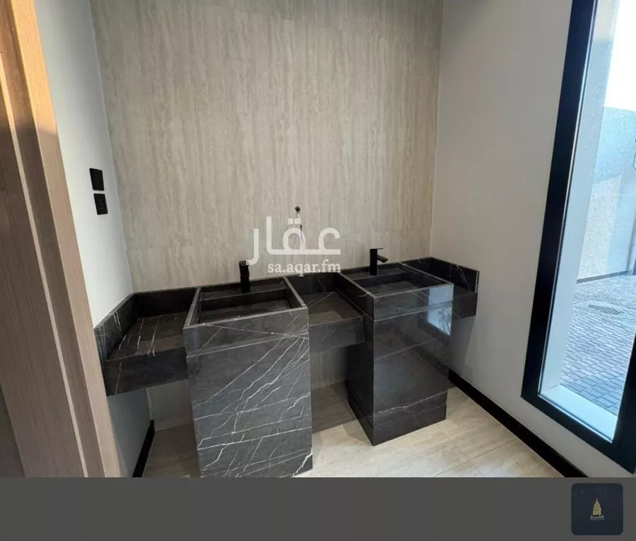 9 bedroom villa in Al Ukayshiyyah 6