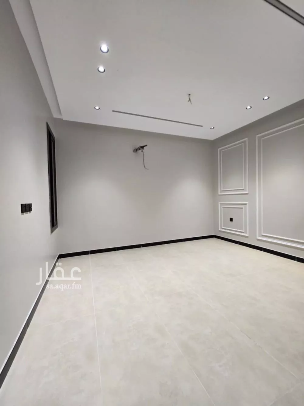 8 bedroom villa in King Fahd 20