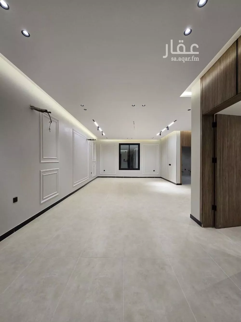 8 bedroom villa in King Fahd 4