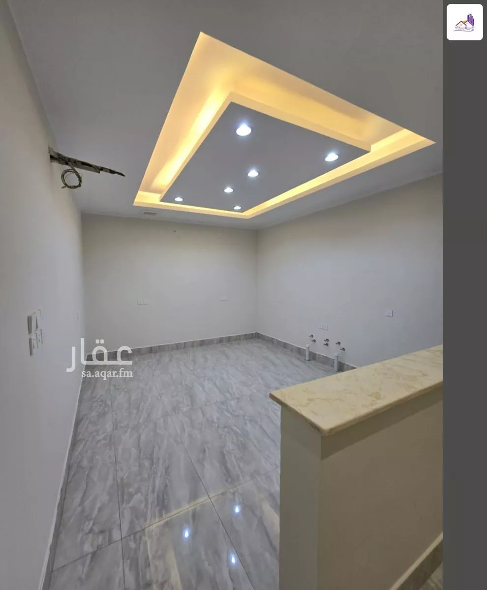 9 bedroom villa in King Fahd 11