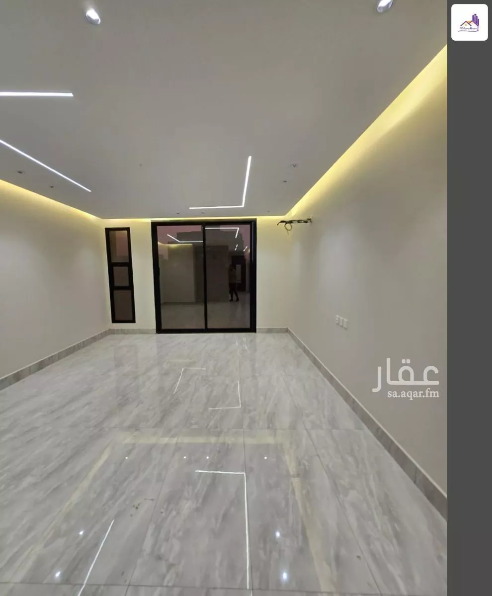 9 bedroom villa in King Fahd 14
