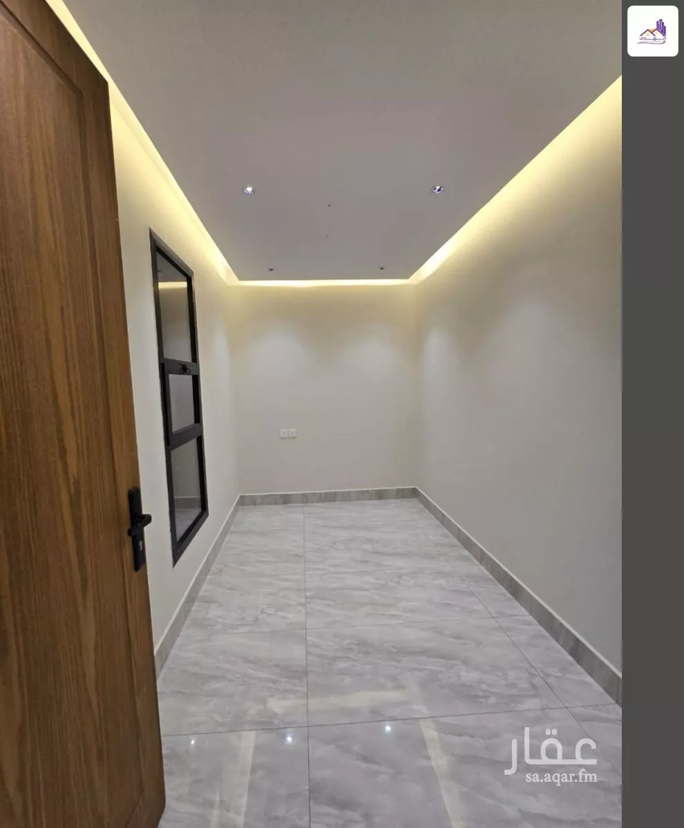 9 bedroom villa in King Fahd 18