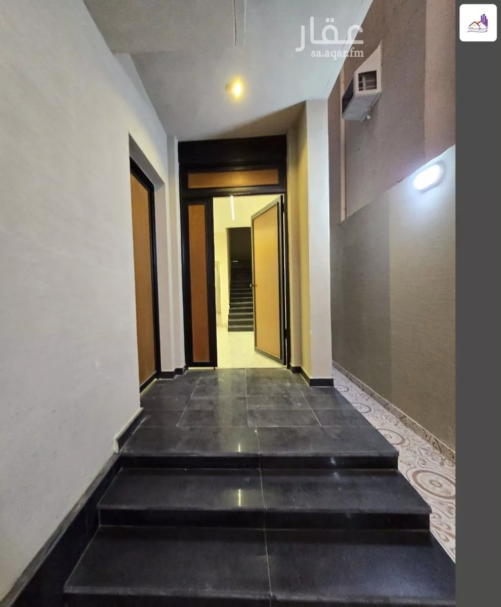 9 bedroom villa in King Fahd 6