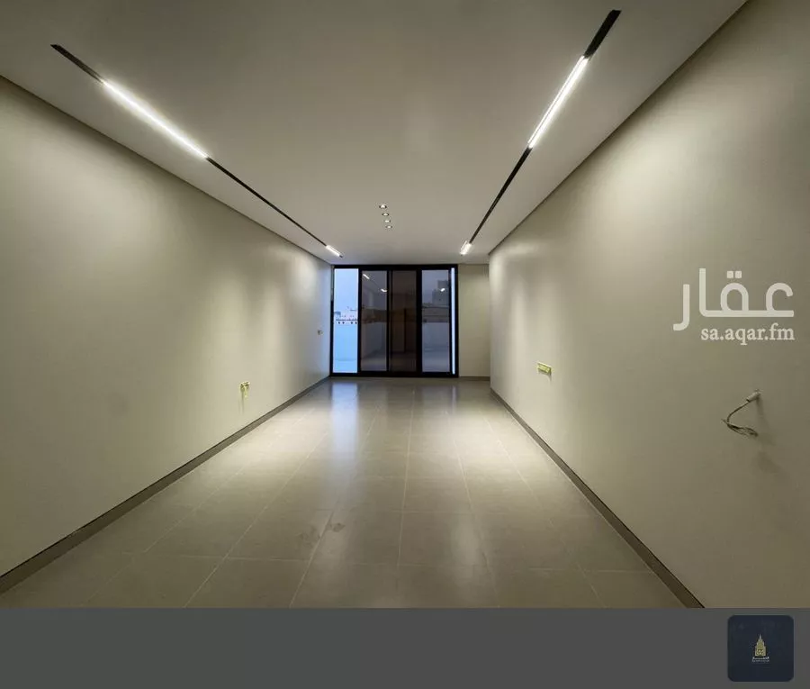 فيلا 7 غرف في الملك فهد 13