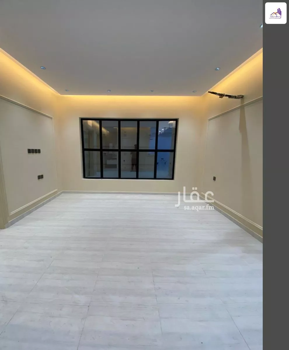 9 bedroom villa in King Fahd 20