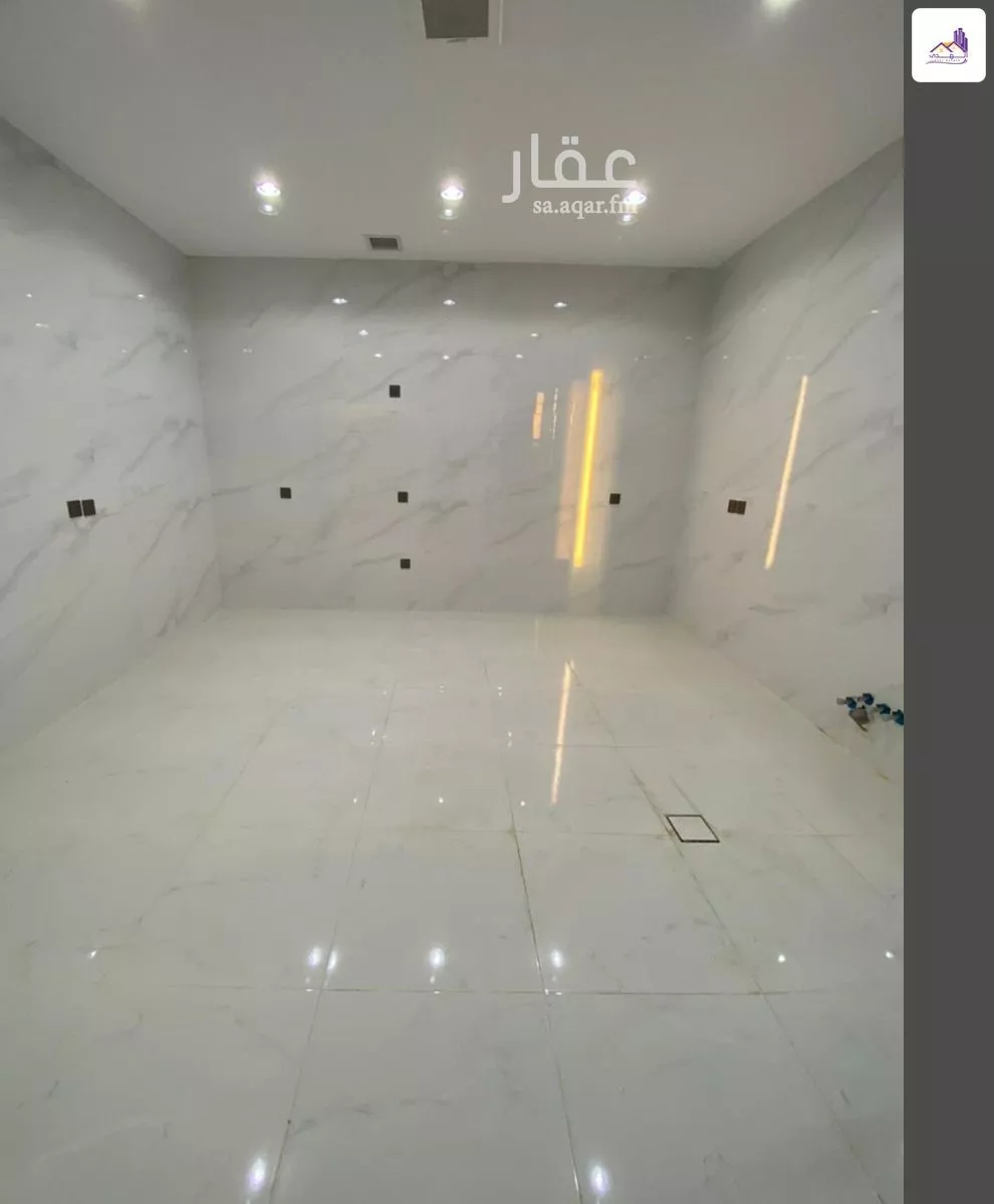 9 bedroom villa in King Fahd 9