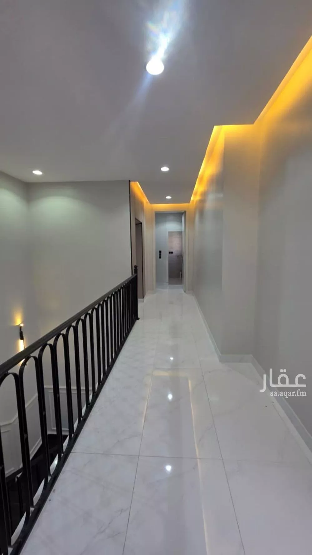 فيلا 8 غرف في الملك فهد 28