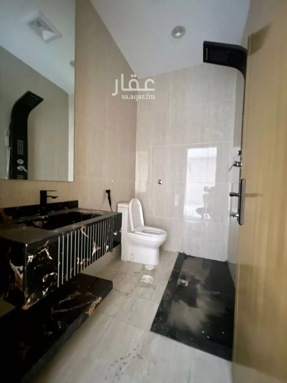 6 bedroom villa in Al Kakiyyah 11