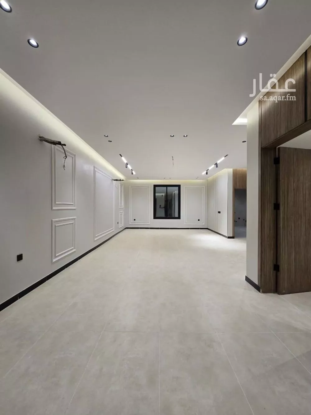 8 bedroom villa in King Fahd 12