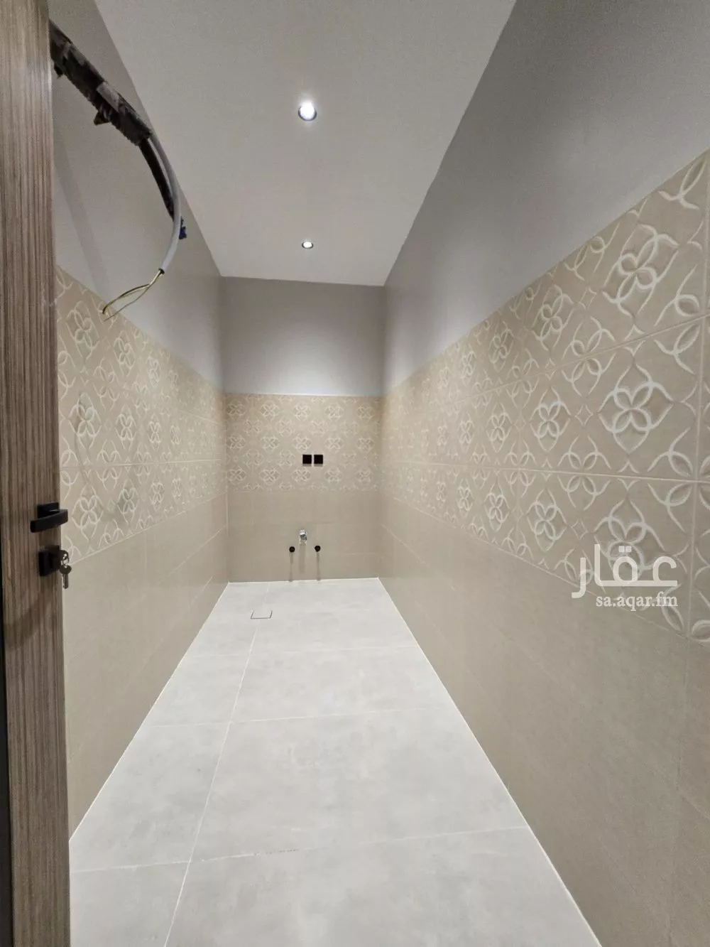 8 bedroom villa in King Fahd 24
