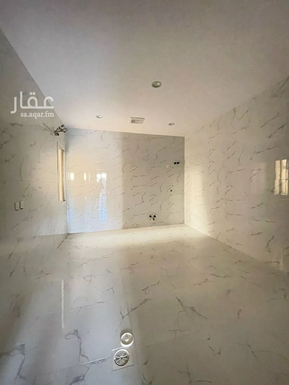 6 bedroom villa in Al Kakiyyah 15
