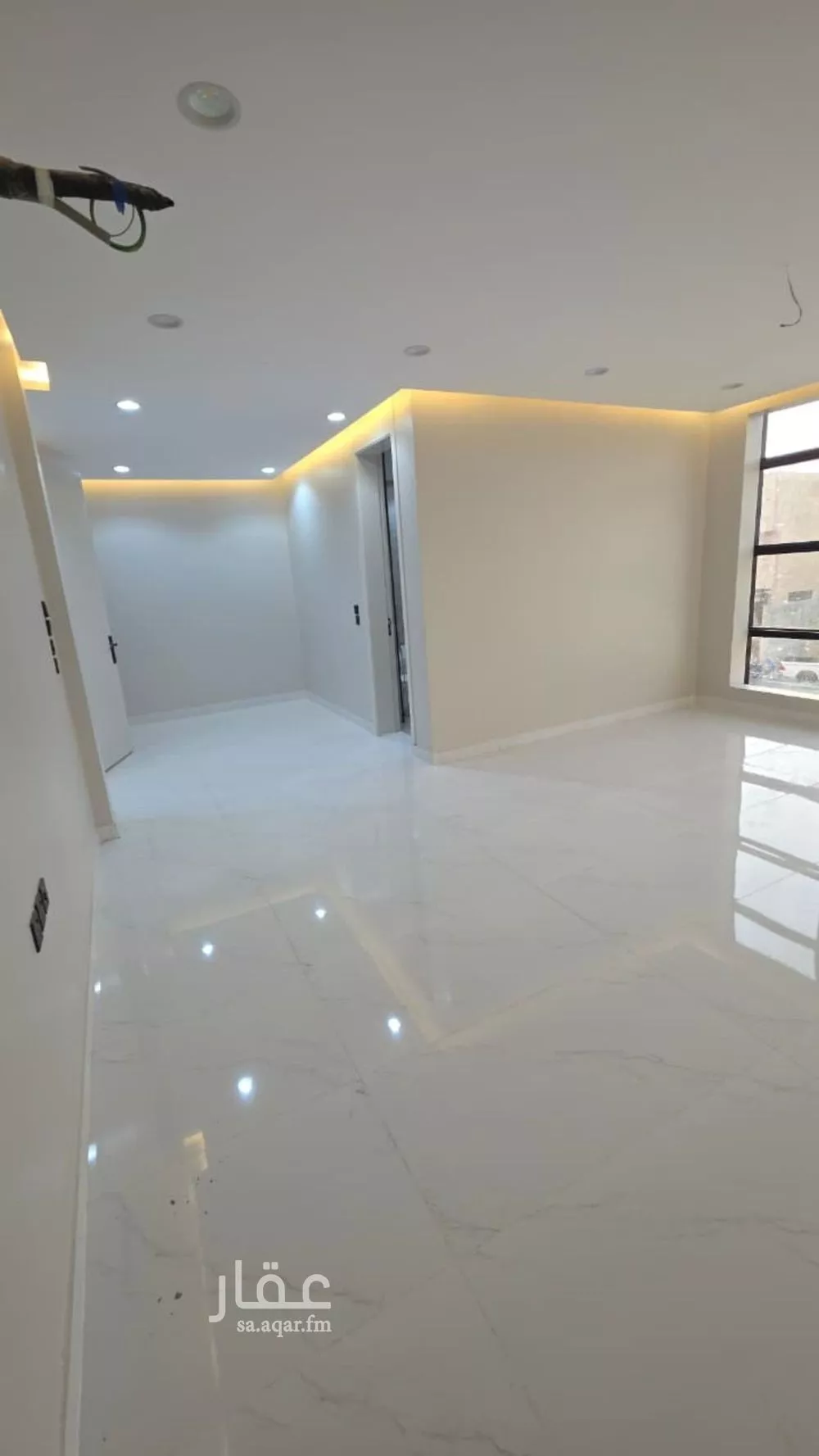 8 bedroom villa in Al Ukayshiyyah 3