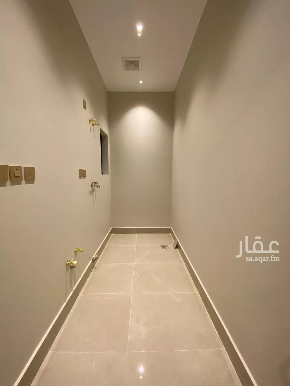 فيلا 8 غرف في العوالي 29
