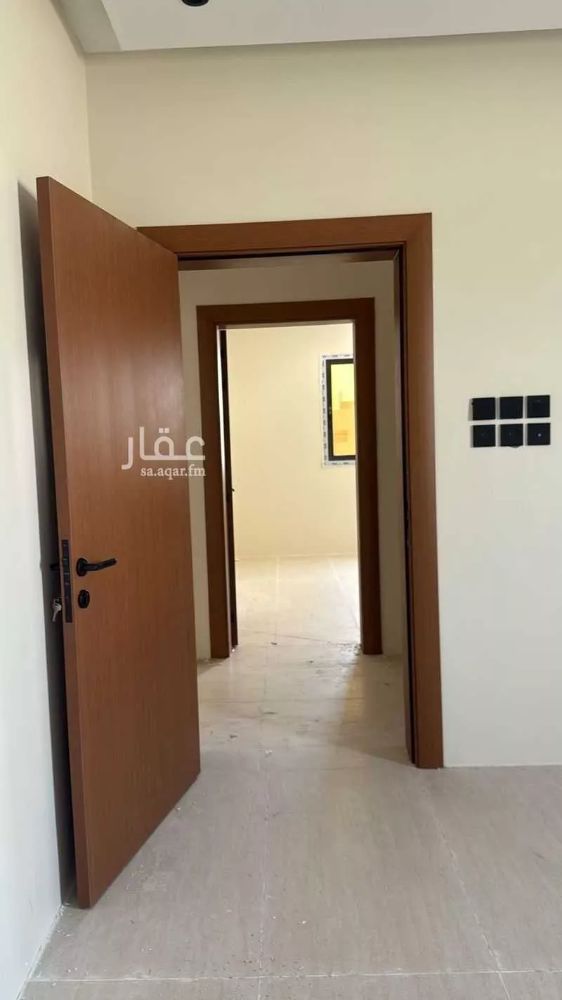 5 bedroom villa in King Fahd 3