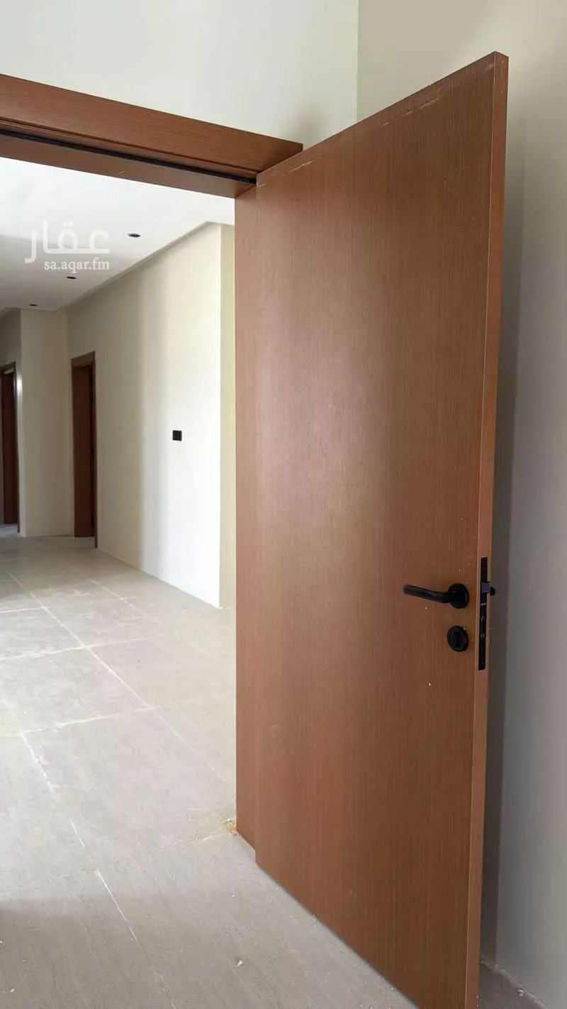 5 bedroom villa in King Fahd 5