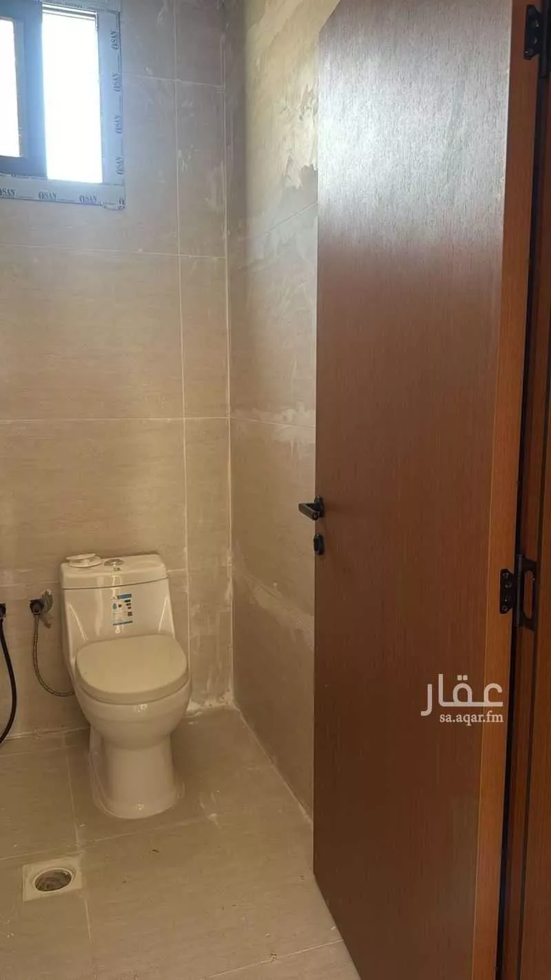 5 bedroom villa in King Fahd 8