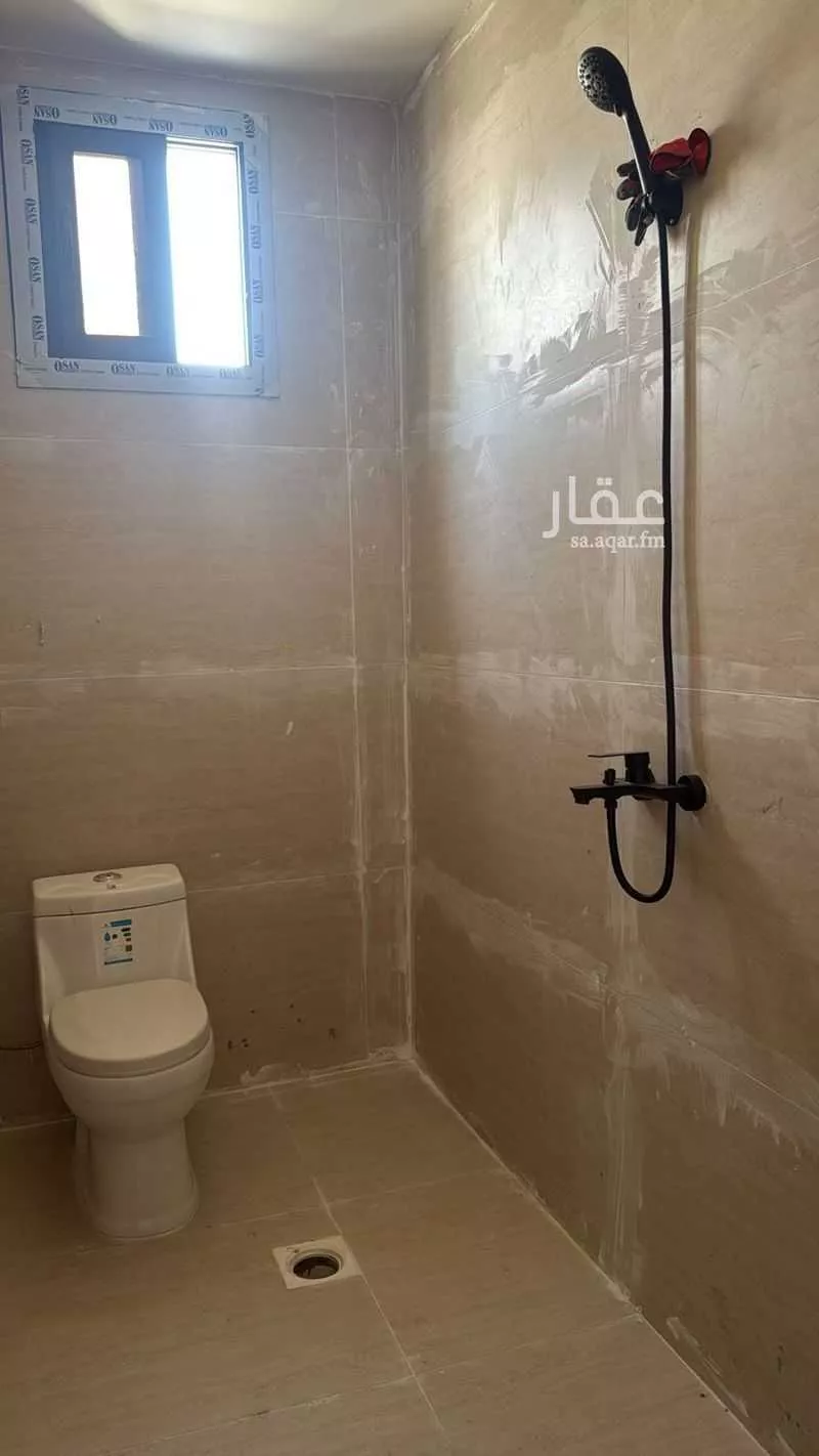 5 bedroom villa in King Fahd 9
