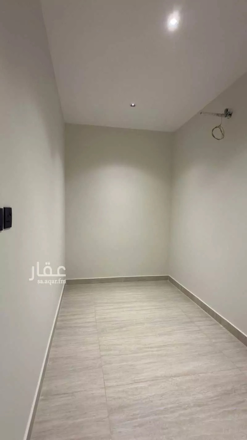 7 bedroom villa in Al Sharayea 7