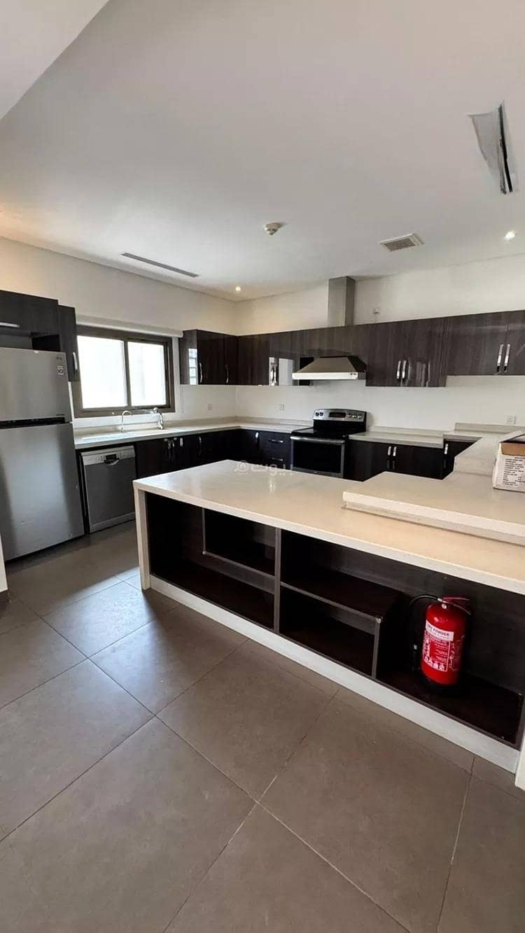 5 bedroom villa in Qurtubah, Eastern Province 21