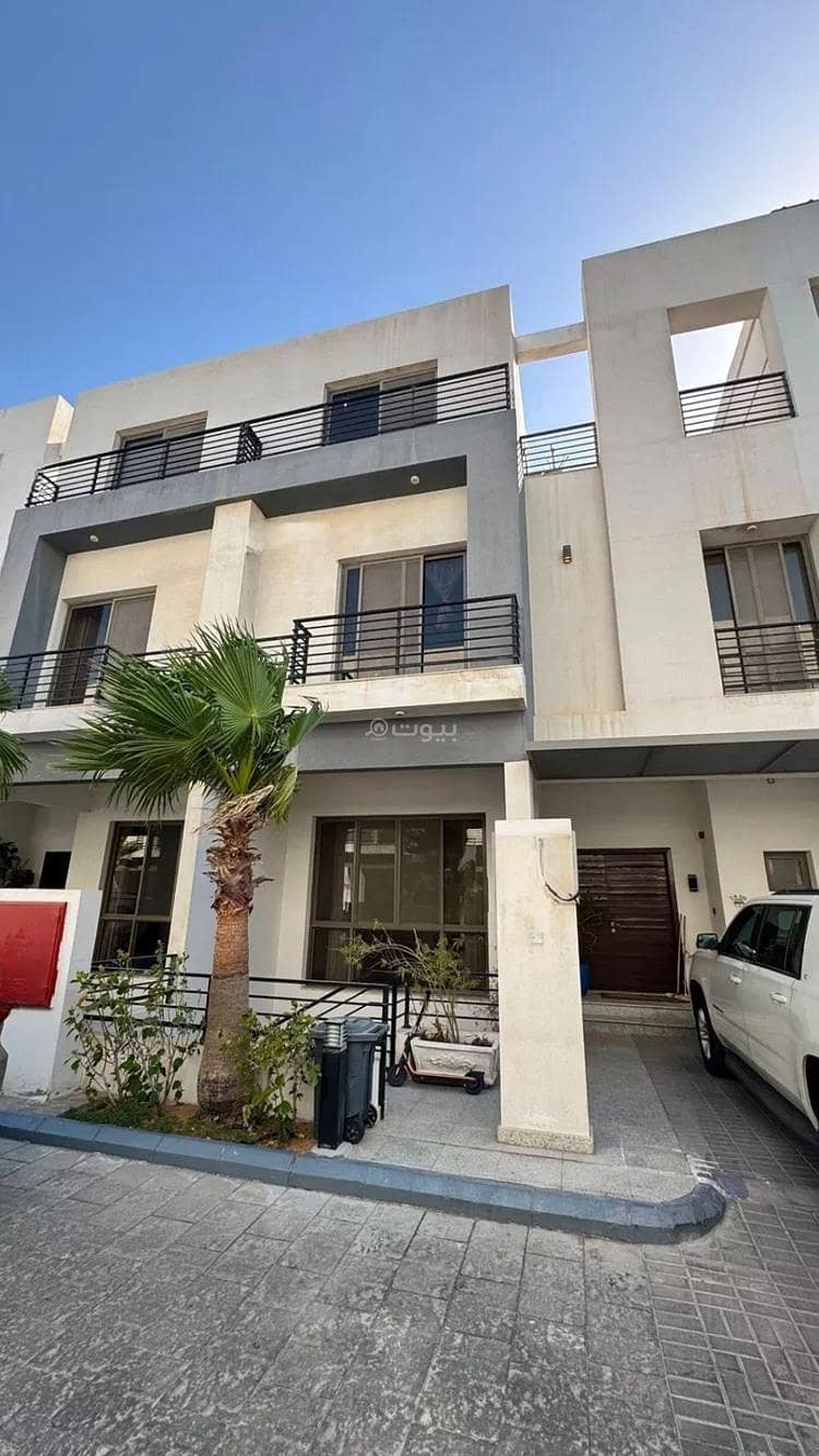 5 bedroom villa in Qurtubah, Eastern Province 4