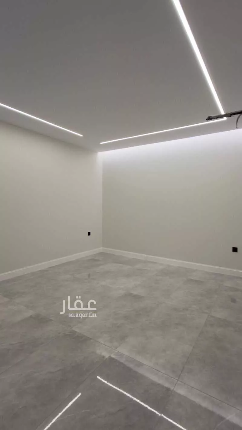 9 bedroom villa in Al Ukayshiyyah 5