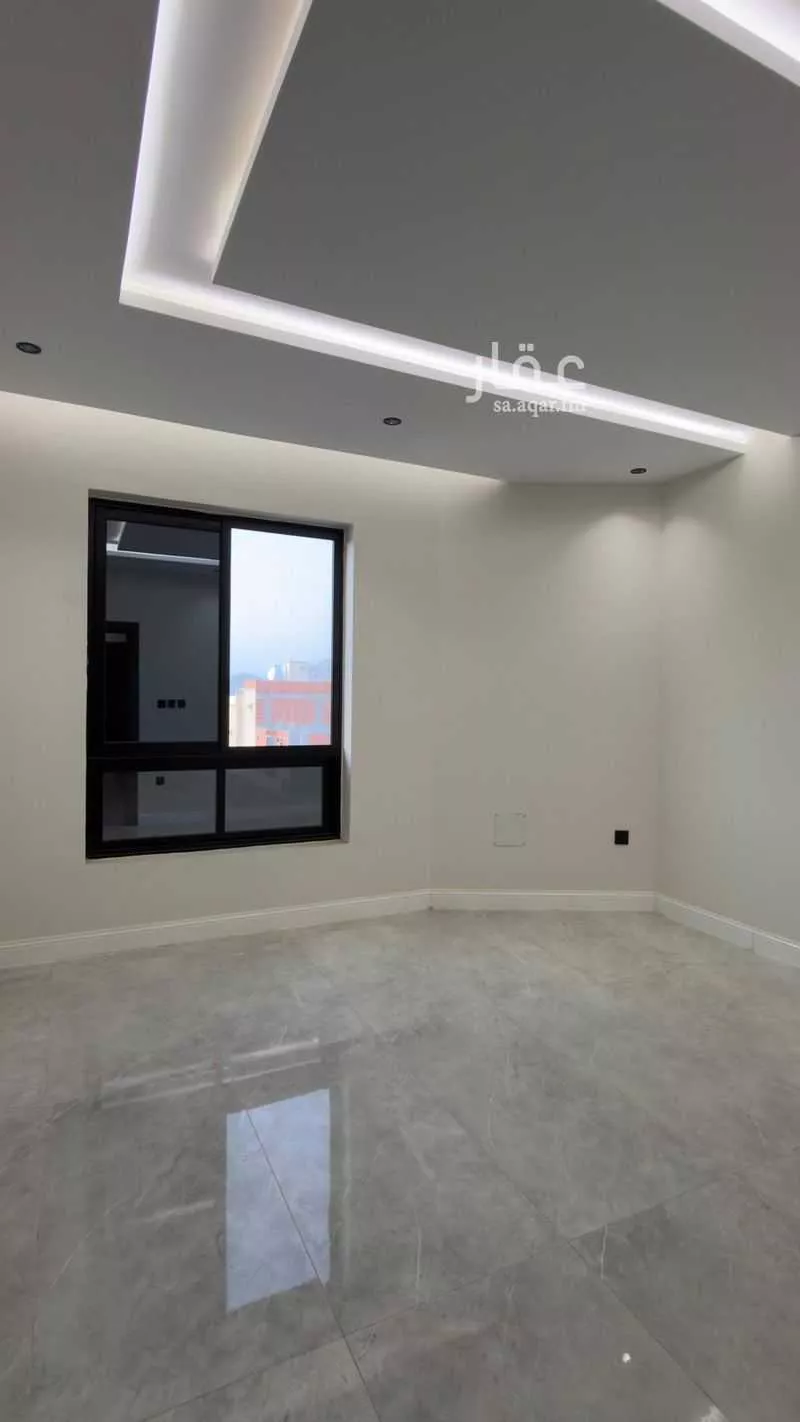 9 bedroom villa in Al Ukayshiyyah 9
