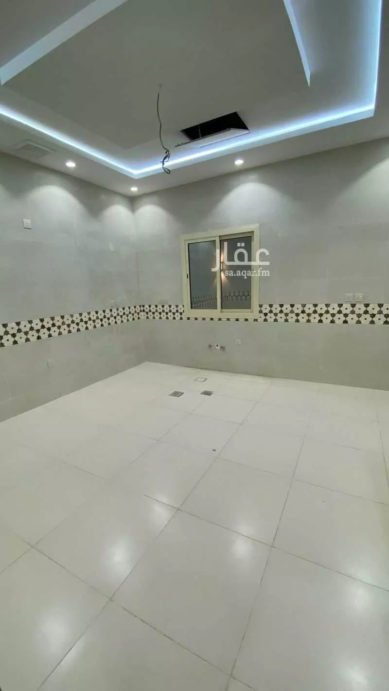 5 bedroom villa in King Fahd 9