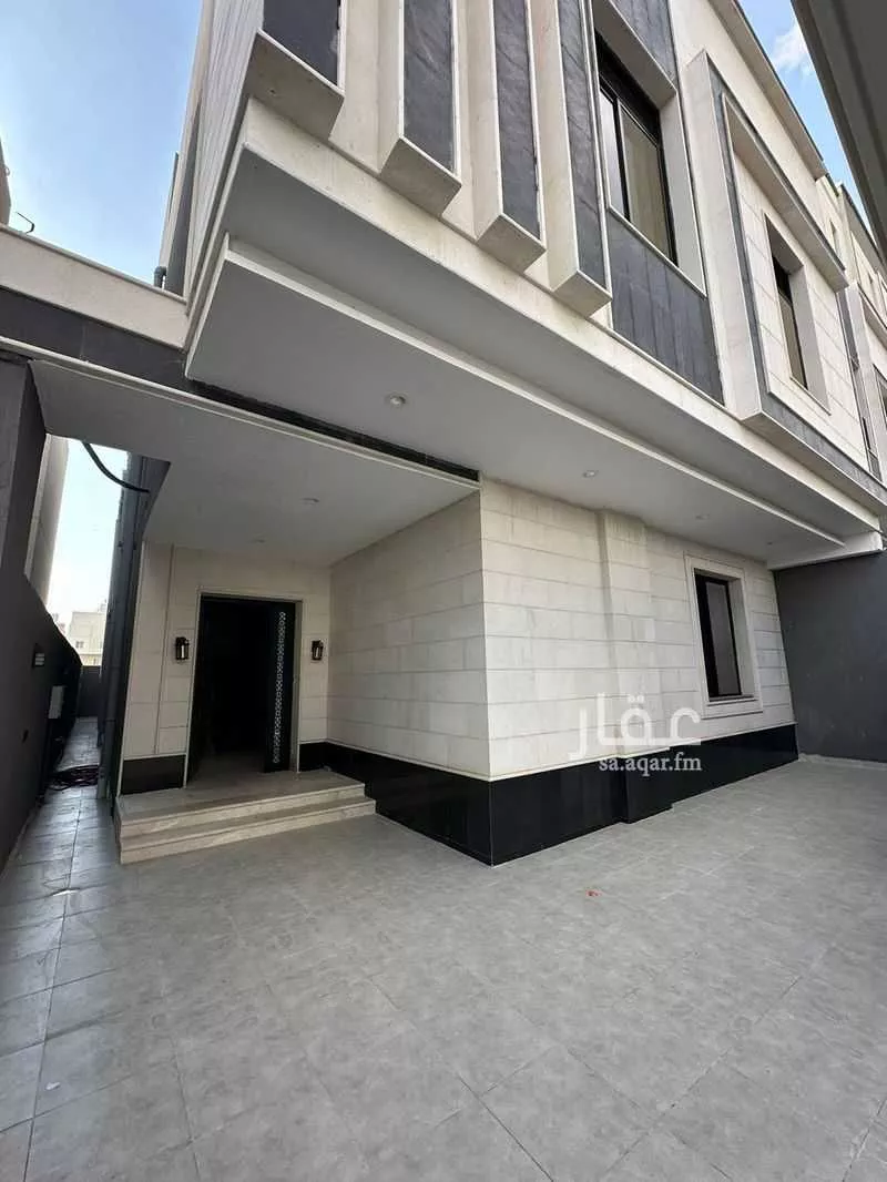 9 bedroom villa in Al Buhayrat 2