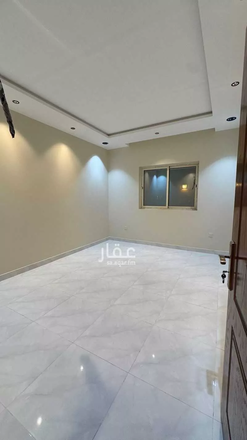 6 bedroom villa in King Fahd 14