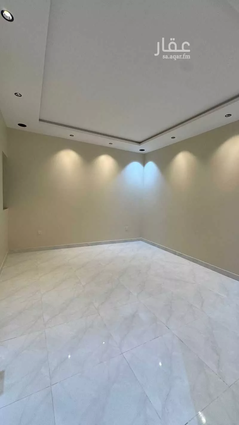 6 bedroom villa in King Fahd 15