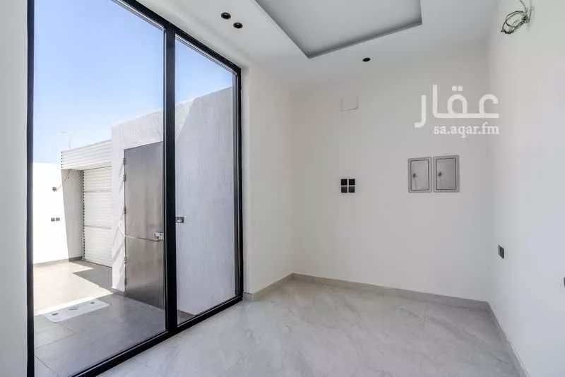 فيلا 5 غرف في العكيشية 37