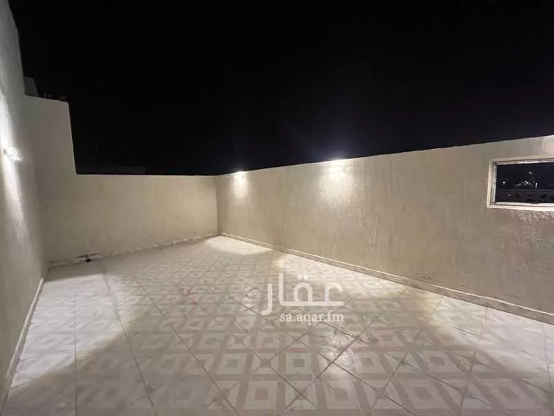 فيلا 5 غرف في النوارية 8
