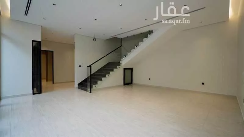فيلا 5 غرف في الحمراء و ام الجود 10