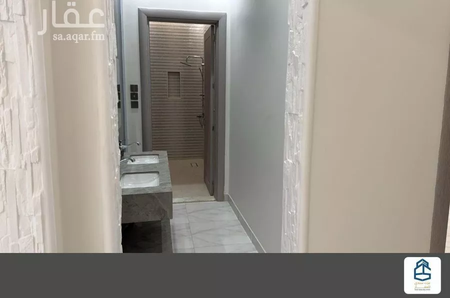 8 bedroom duplex in Al Ukayshiyyah 15