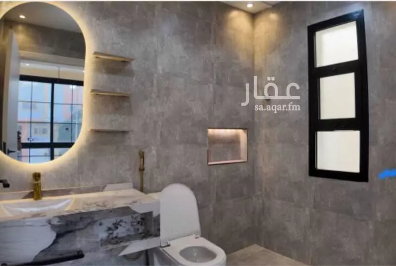 6 bedroom villa in King Fahd 4