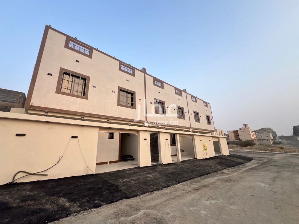 4 bedroom villa in Al Ukayshiyyah, Makkah