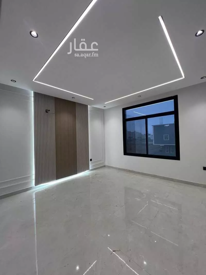 دوبلكس 8 غرف في الملك فهد 4