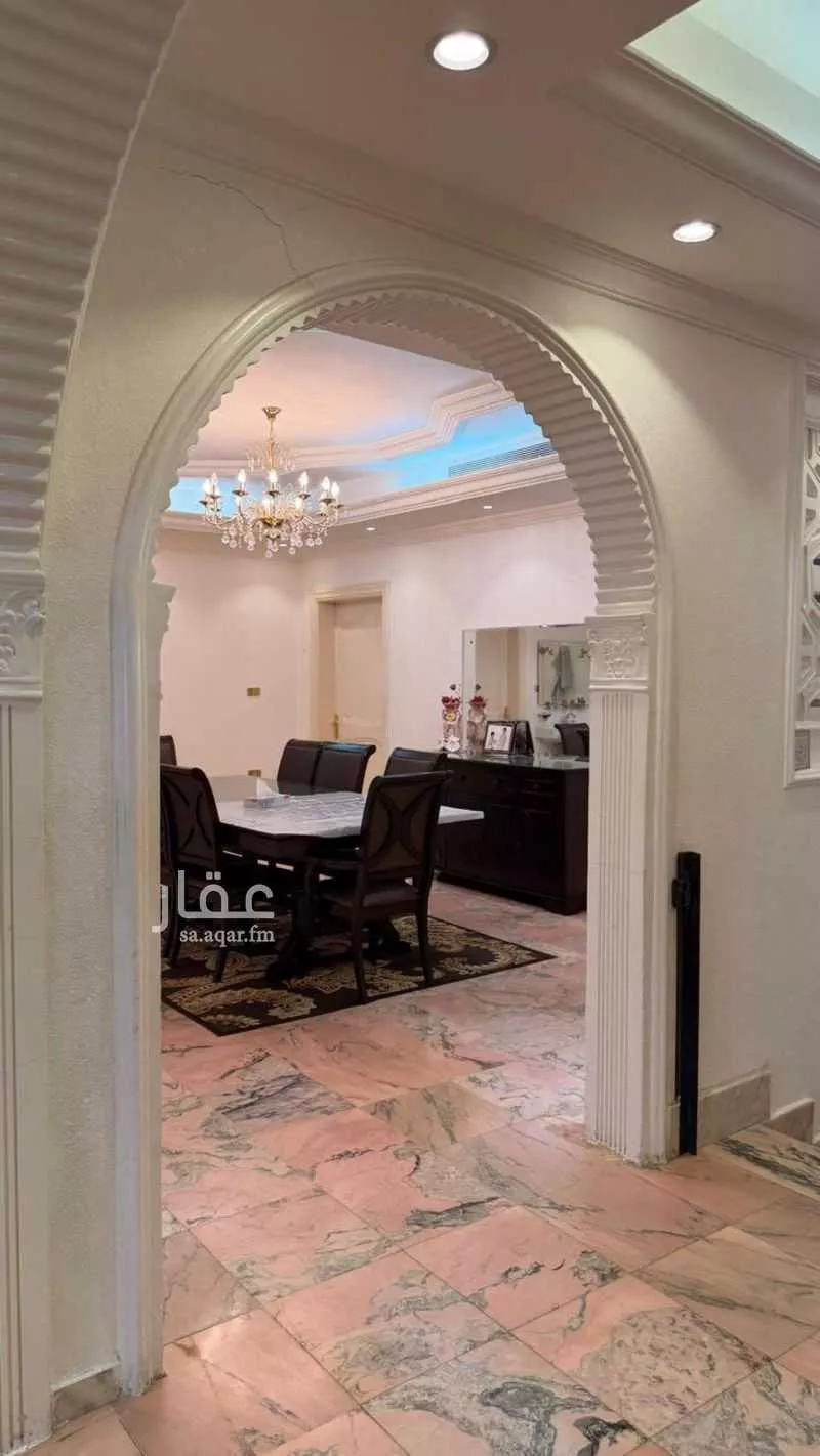 15 bedroom apartment in Al Khalidiyyah 16
